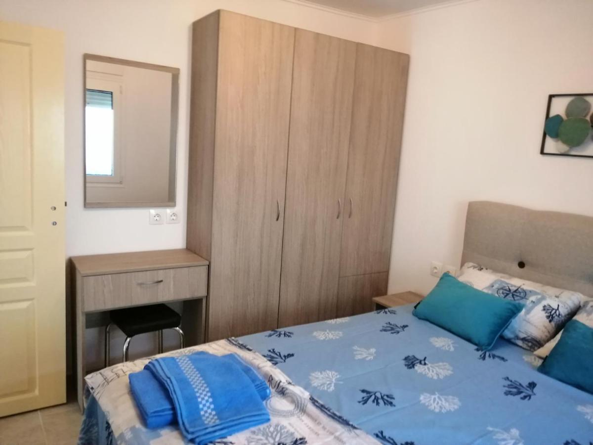 Villa Blue House Nea Kallikrateia 外观 照片