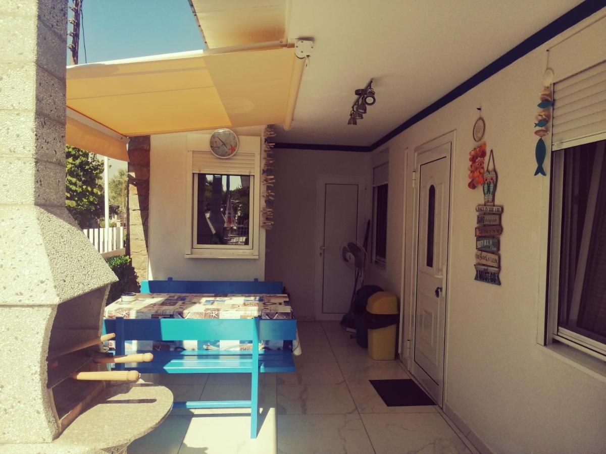 Villa Blue House Nea Kallikrateia 外观 照片